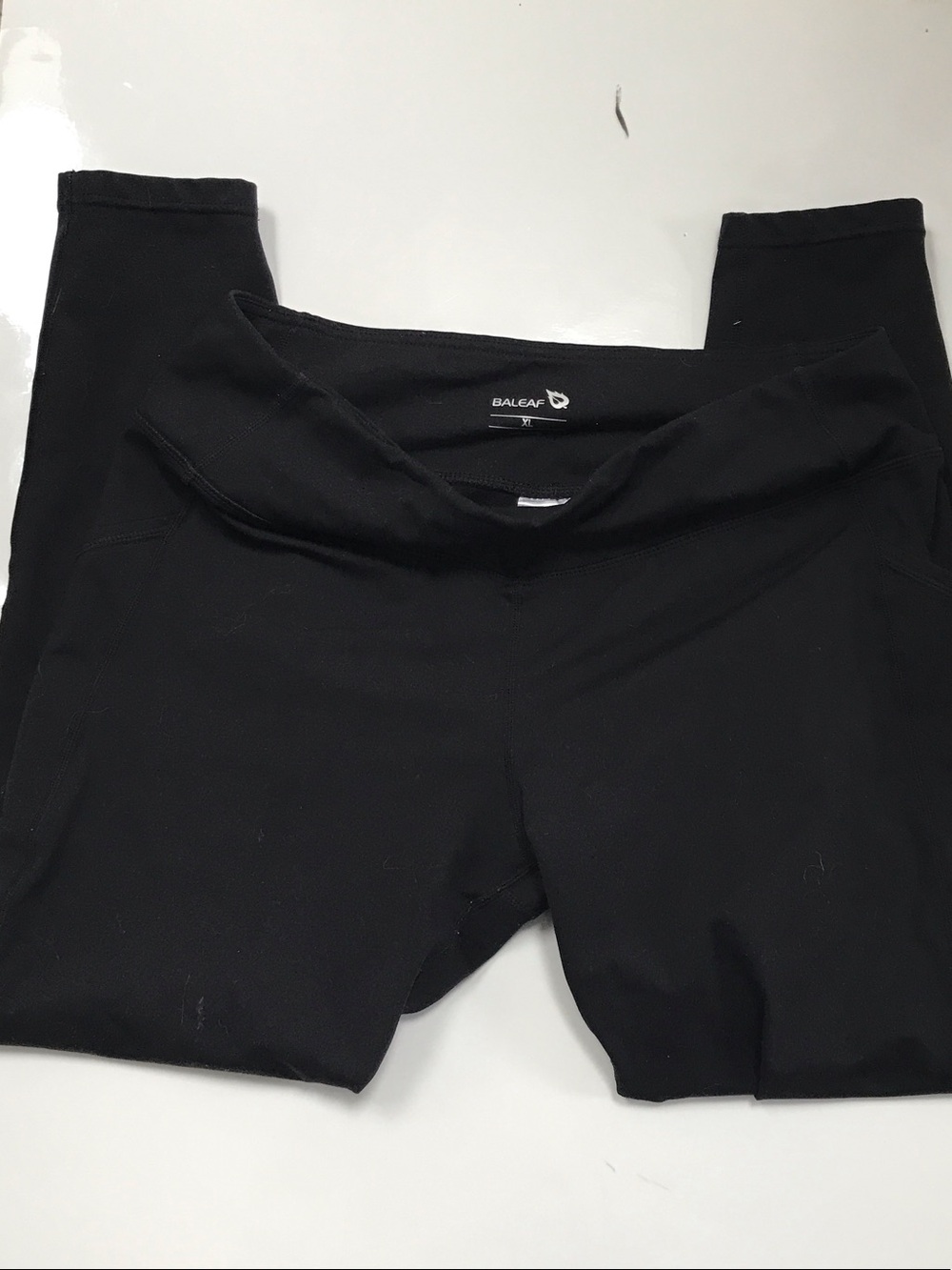 Baleaf Black mid rise Waist Athletic Leggings in black size XL